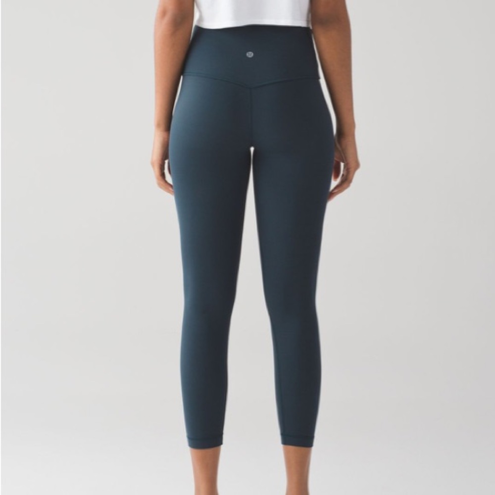 Lululemon Green Solid Align High Rise Leggings Pa… - image 2